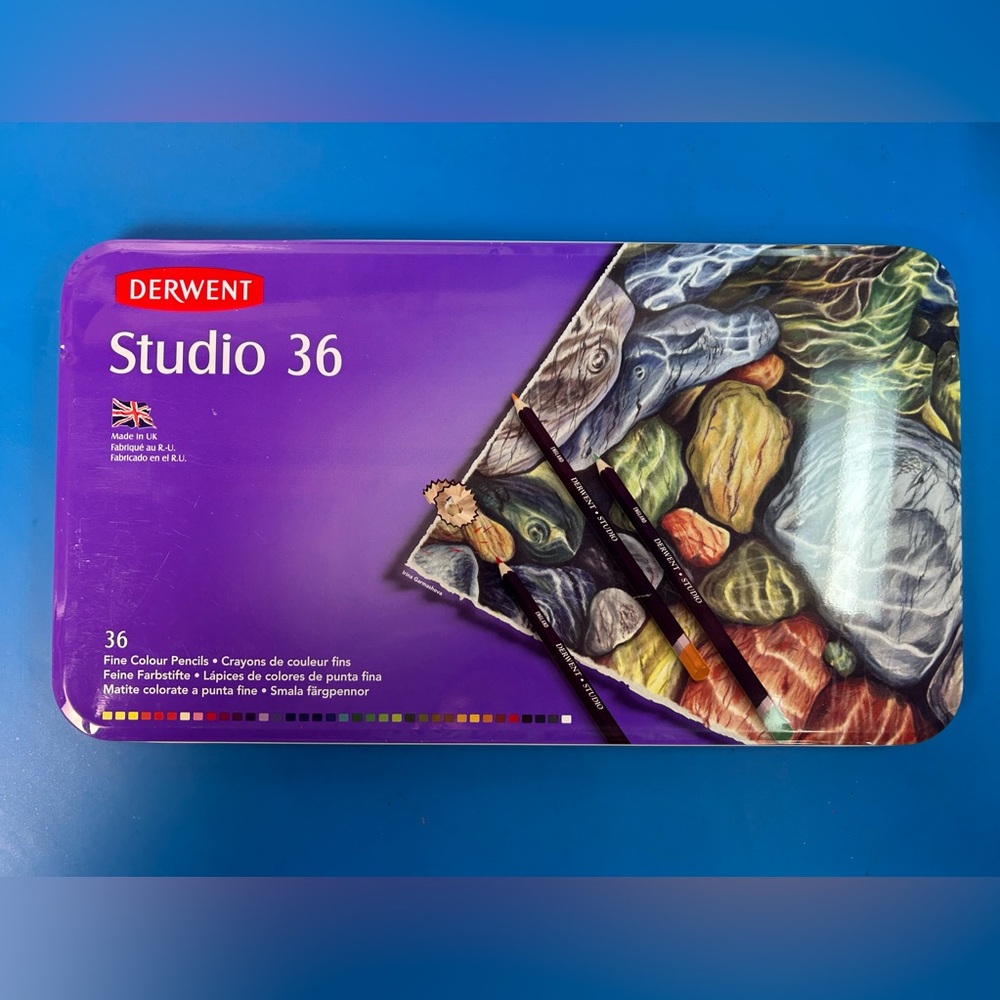 Derwent Studio Fine Art 36 Colored Pencil Set